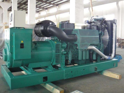 龙湖便携静音：租赁无声发电机组，便携式解决能源需求